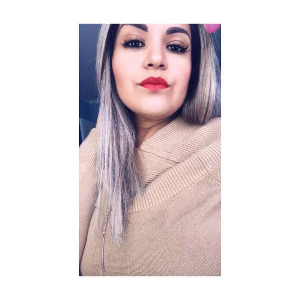 Meet your Posher, Perla
